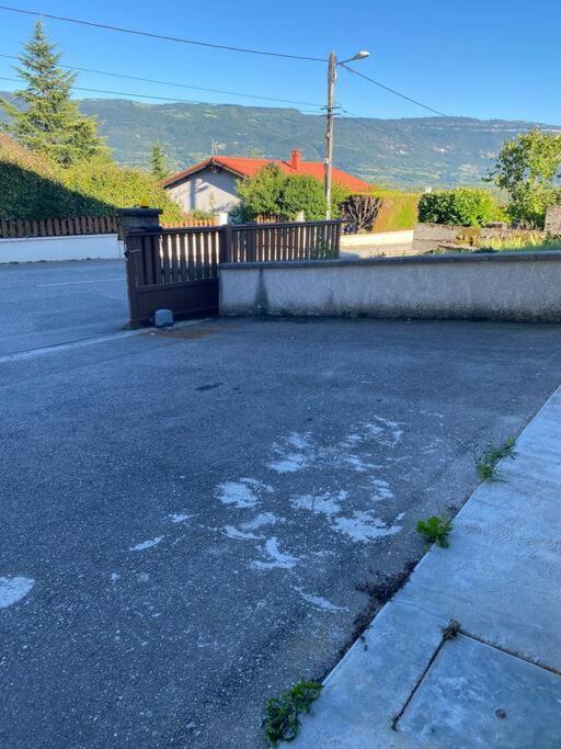 Charmant Appartement Entre Lacs Et Montagnes ! Culoz Luaran gambar