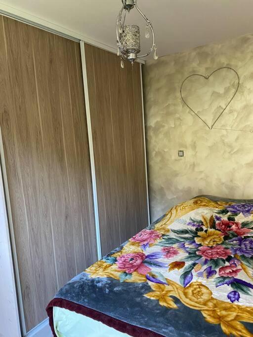 Charmant Appartement Entre Lacs Et Montagnes ! Culoz Luaran gambar